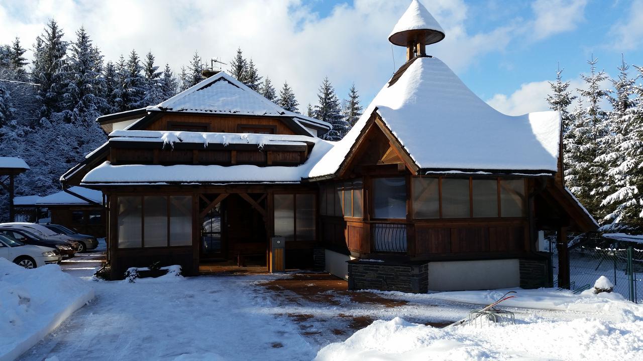 Hotel Na Doline Френштат-под-Радгоштем Экстерьер фото